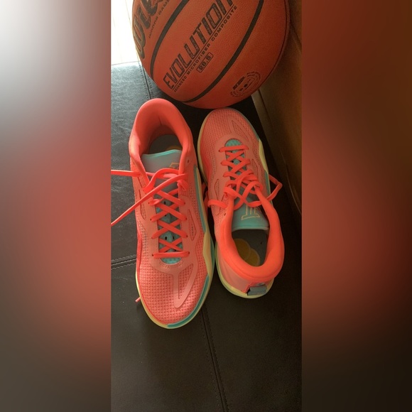 JT Pink Lemonade Basketball shoes size 9.5 Men’s - Picture 2 of 3